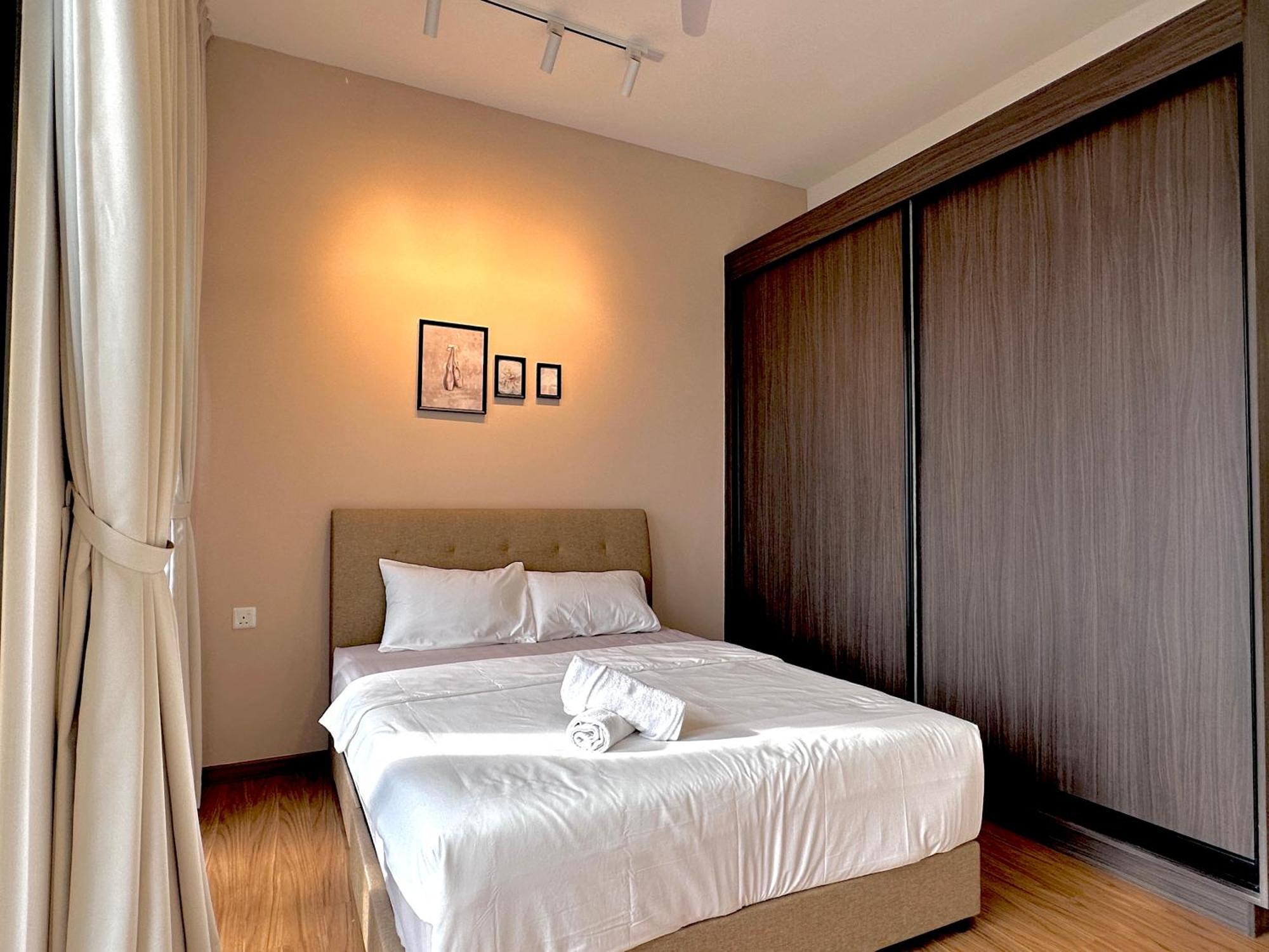 New 2Br Georgetown Warm And Lovely Homestay 10Pax-无敌美景两房民宿 Beacon Executive Suite Kültér fotó