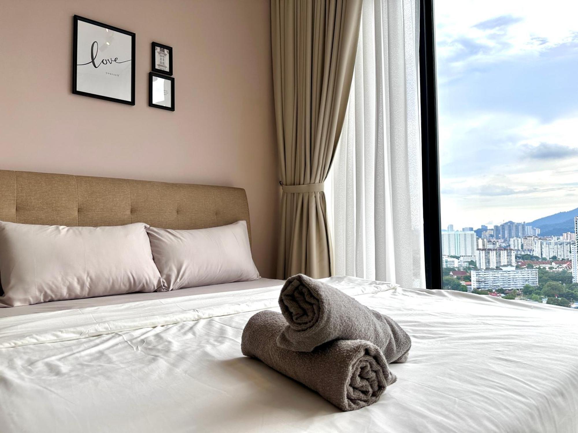 New 2Br Georgetown Warm And Lovely Homestay 10Pax-无敌美景两房民宿 Beacon Executive Suite Kültér fotó