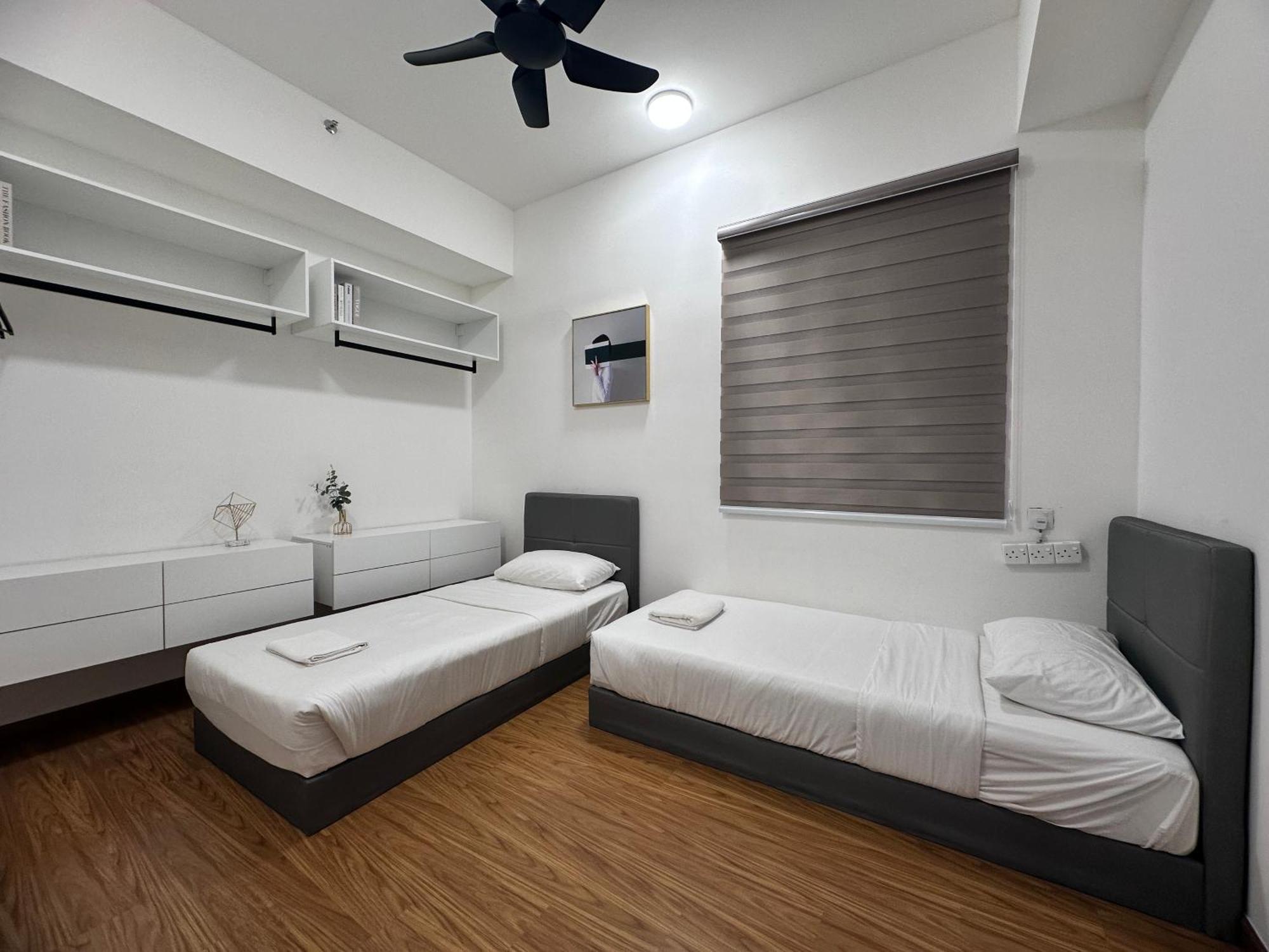 New 2Br Georgetown Warm And Lovely Homestay 10Pax-无敌美景两房民宿 Beacon Executive Suite Kültér fotó